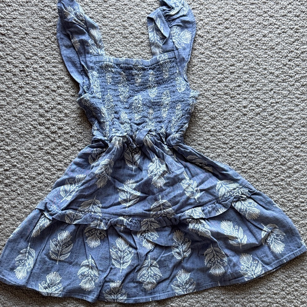 Old Navy Blue Floral Smocked Sundress for Girls